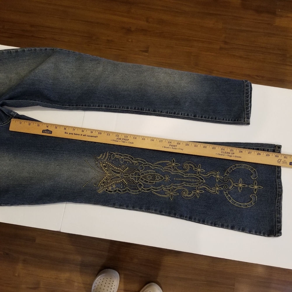 Younique Jeans Women's Size 9 Embroidered Butterfly Flare Bootcut Blue Denim - Picture 6 of 8